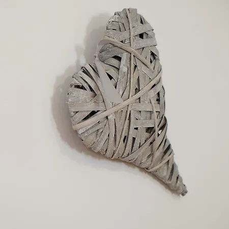 Sweethome At Alfama's Heart דירה