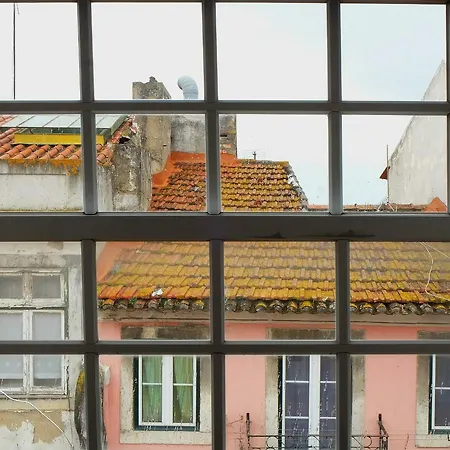 Sweethome At Alfama's Heart