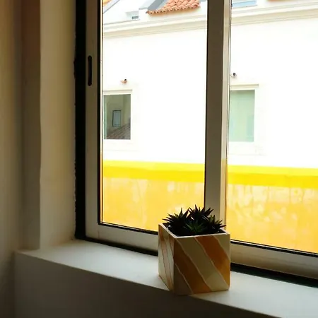 아파트 Sweethome At Alfama's Heart *