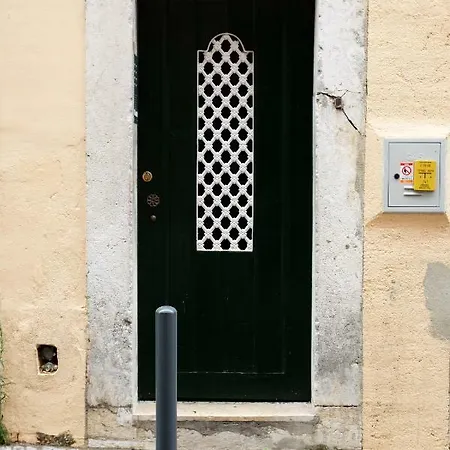 Sweethome At Alfama's Heart Апартаменти