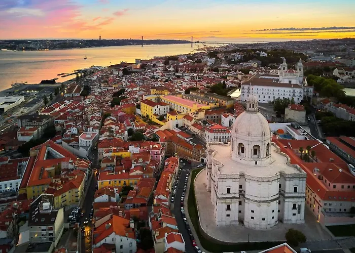 شقة Sweethome At Alfama's Heart