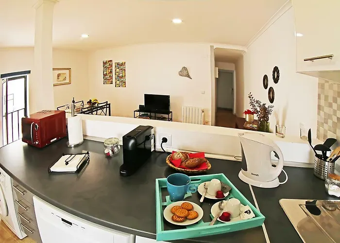 Sweethome At Alfama's Heart